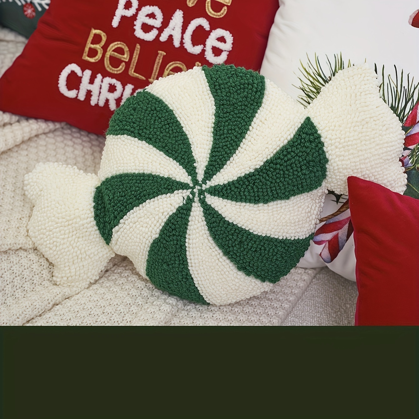 Classic Stripe Pattern Christmas Festive Candy-Shaped Embroidered Velour Throw Pillow - Hand Washable, Woven Polyester Fabric, No Print, for Living Room, Bedroom, Garden, Party Decor (Single Pack) – Bild 2